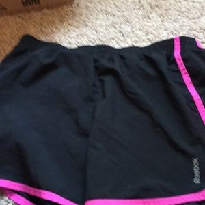 Girls active shorts.5/$20